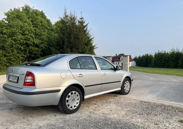 Skoda Octavia cena 14900 przebieg: 230000, rok produkcji 2009 z Śrem małe 742